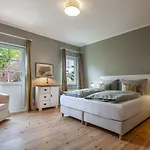 Okko 14 - Cozy Townhouse With Garden