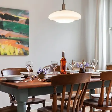 Semesterbostad Okko 14 - Cozy Townhouse With Garden