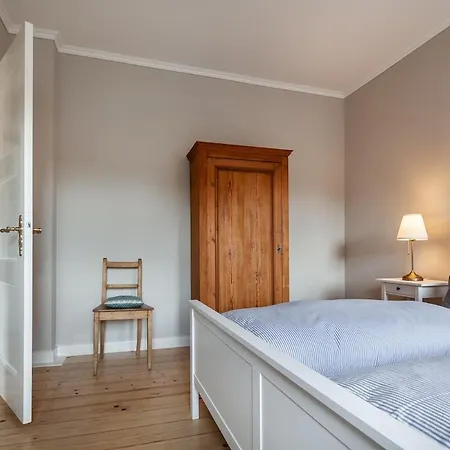 Prázdninový dům Okko 14 - Cozy Townhouse With Garden *