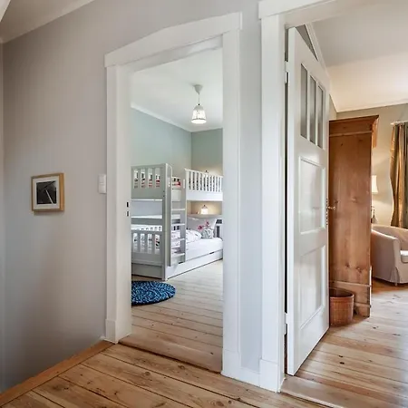 Prázdninový dům Okko 14 - Cozy Townhouse With Garden *