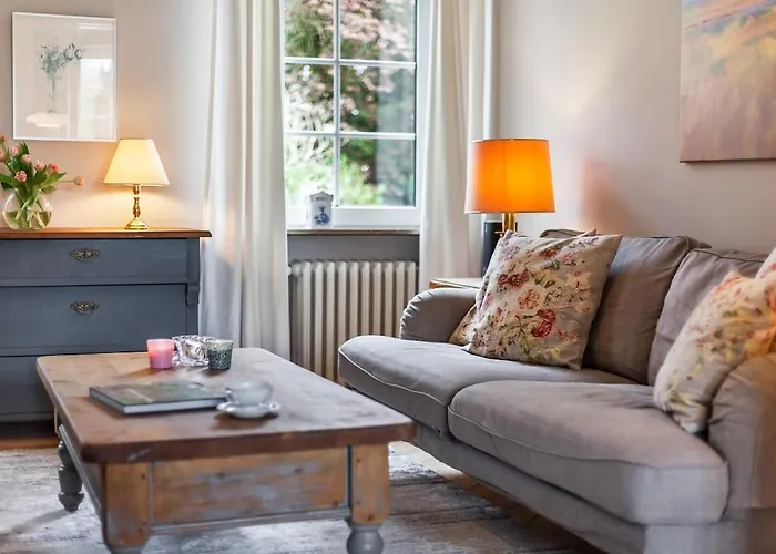 Дом отдыха Okko 14 - Cozy Townhouse With Garden